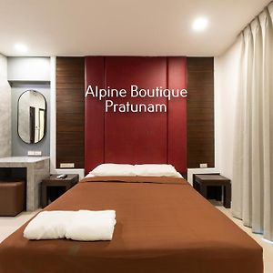 Deluxe Zimmer mit Kingsize-Bett
